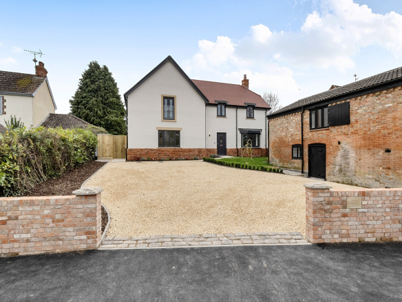 3 Church Road Wanborough