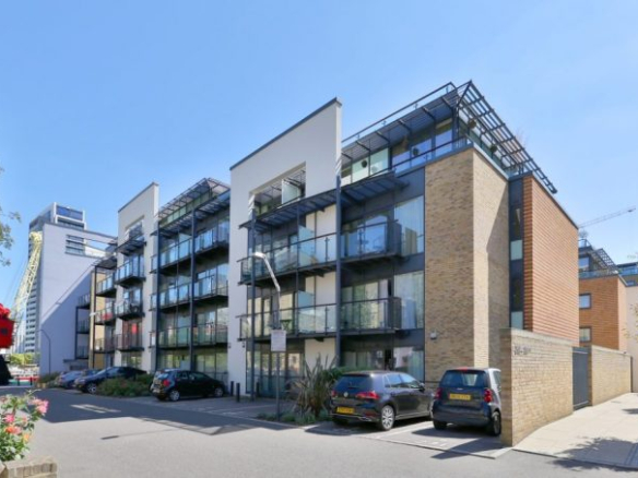 Boardwalk Place, Canary Wharf, London, E14 5GE