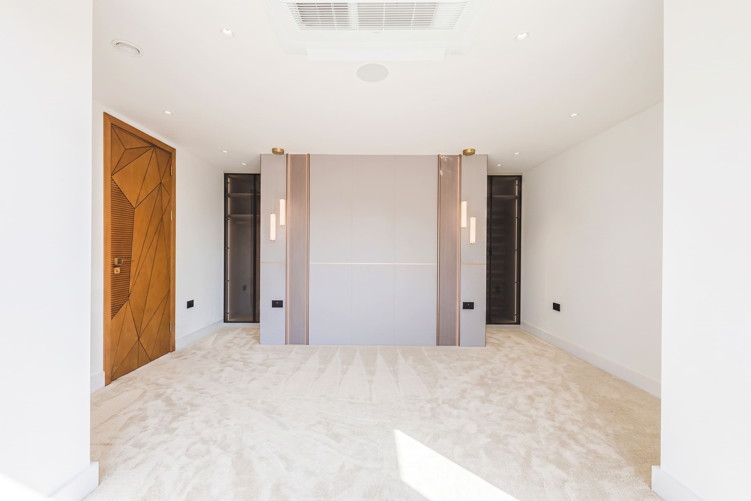 Broadstone House, The Fairview, Kingsdown Lane, Blunsdon, SN25 5DL
