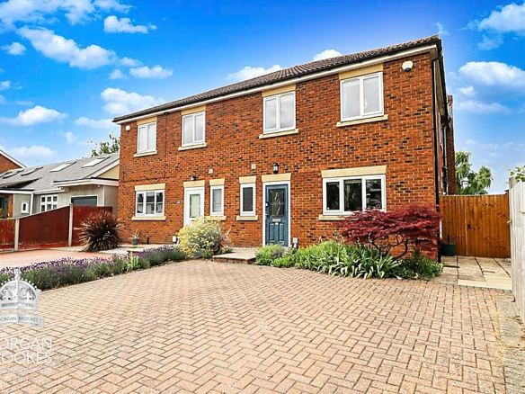 Markhams Chase, Basildon