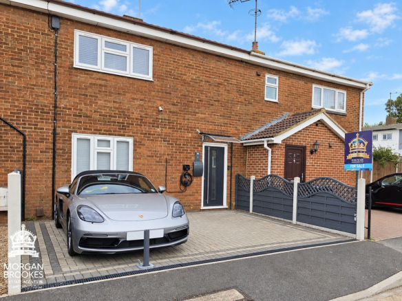 Goldhanger Cross, Basildon