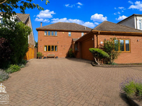 Kents Hill Road, Benfleet