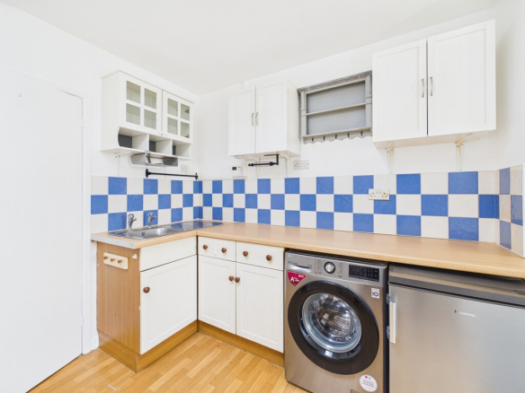 Flat 1 Rosegarden